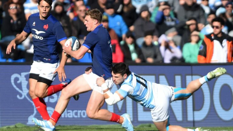 A rejuvenated French XV succeeds in its first outing against the Pumas… Relive the first test match of the South American tour