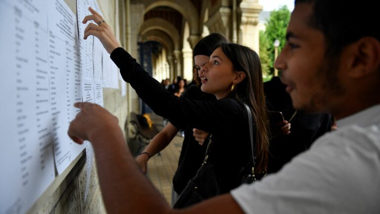 Academies reveal the list of high school graduates from 12 noon