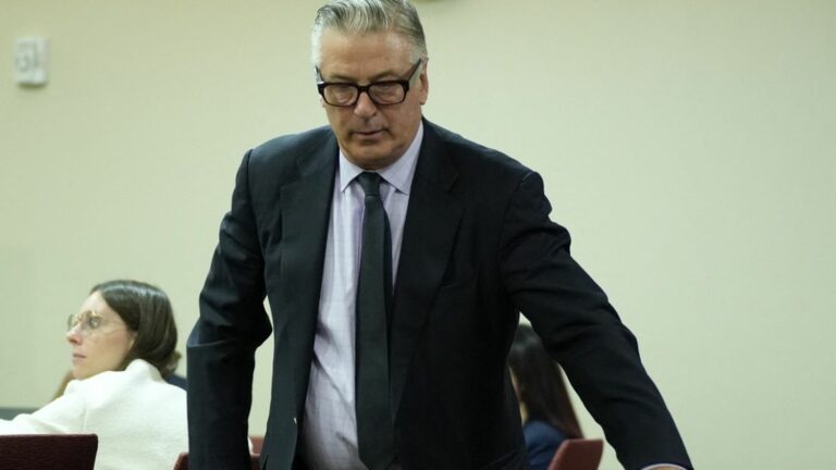 Actor Alec Baldwin’s manslaughter trial unexpectedly halted