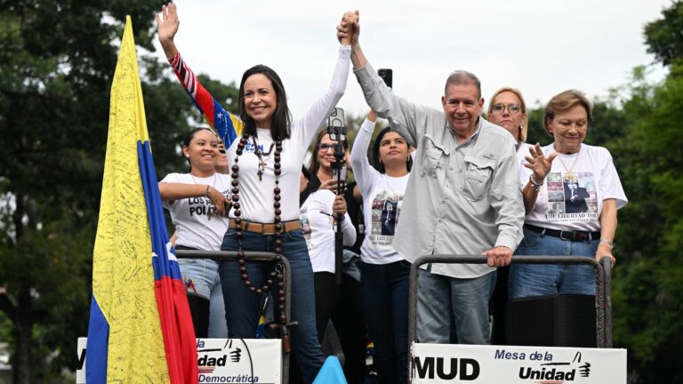 Ahead of a crucial presidential election, Nicolas Maduro’s camp and the opposition are training voters on electronic voting