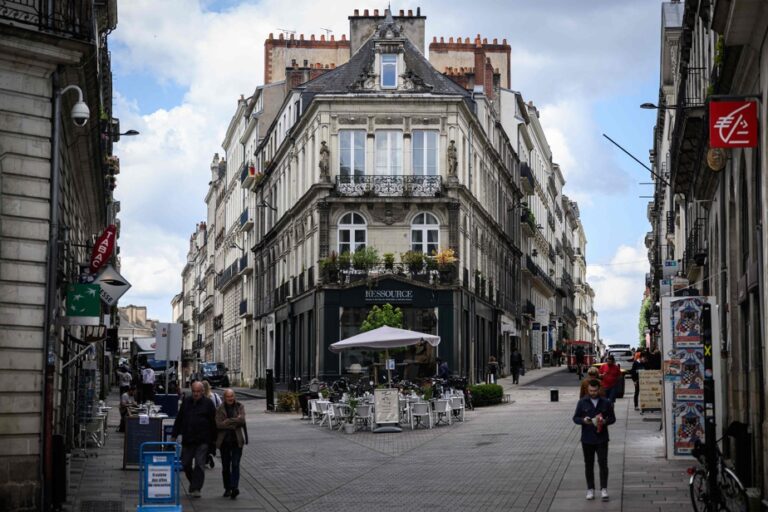 Air Transat | Montreal-Nantes flight offered all year round