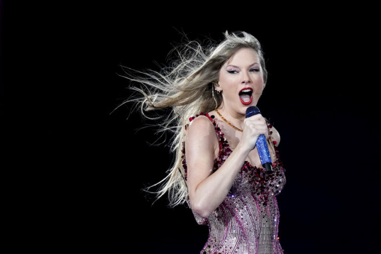 Amsterdam | Taylor Swift fans banned from camping near concert venue