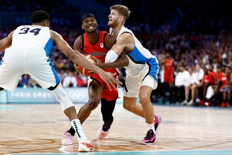 Basketball | Canadians tame Giannis Antetokounmpo’s Greece