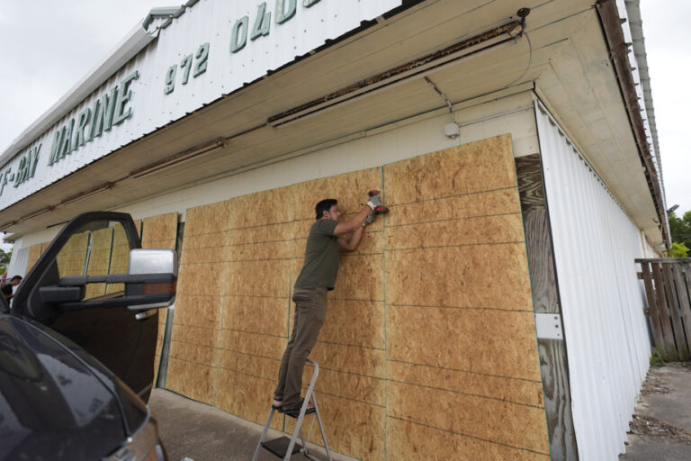 Beryl | Texas braces for ‘deadly storm’