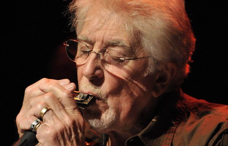 British blues pioneer John Mayall dies at 90