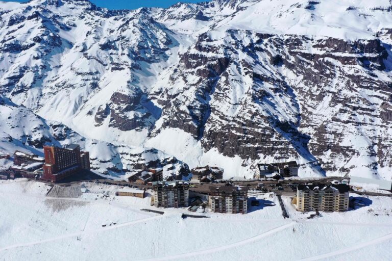 Chile | Exceptional weather conditions extend ski season