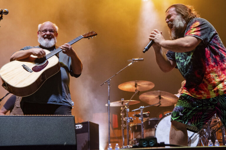 Controversial Trump Remarks | Jack Black Ends Tenacious D Tour