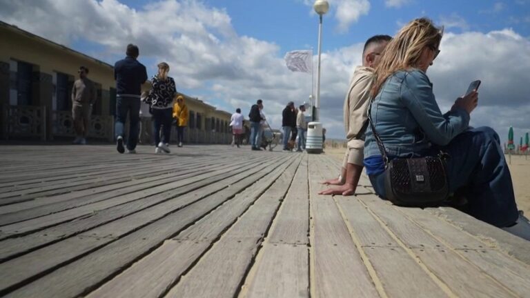 Deauville’s wooden promenade celebrates its 100th anniversary