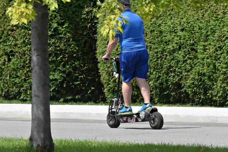 Electric Scooters | Montreal Children’s Hospital Urges Caution