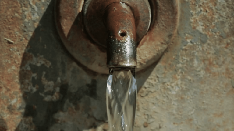 Failing infrastructure, old pipes… The great waste of drinking water