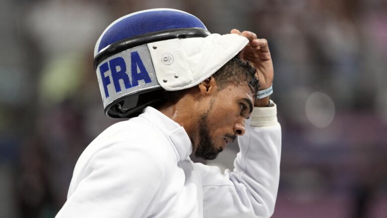 Fence fencer Yannick Borel settles for silver after one-sided final