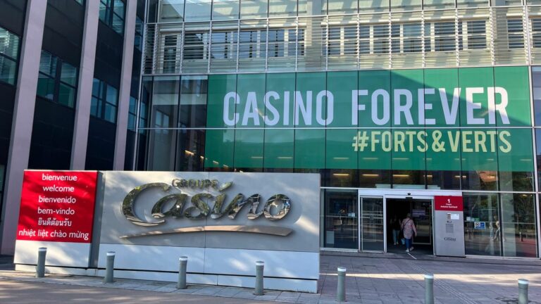 In Saint-Étienne, Casino employees “no longer expect anything from politicians”