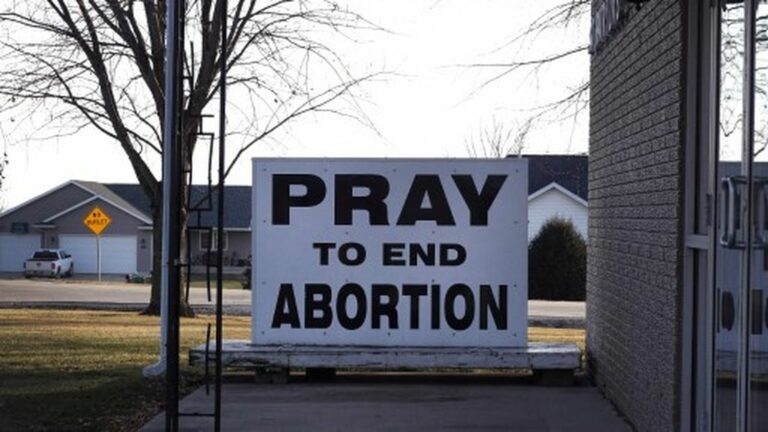 Iowa bans abortion after six weeks of pregnancy