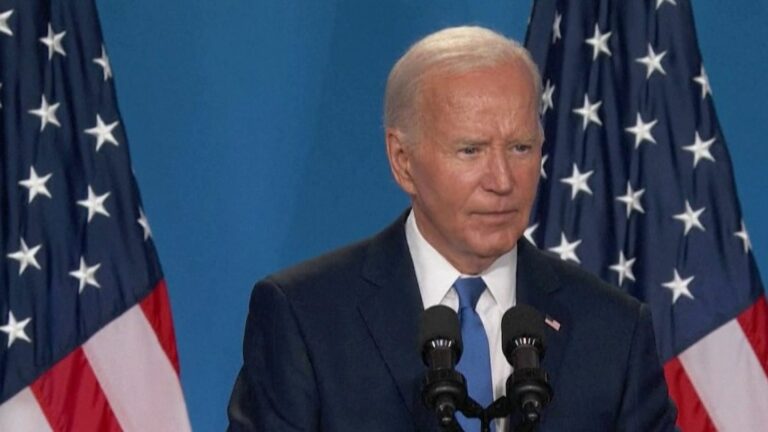 Joe Biden does not reassure his camp