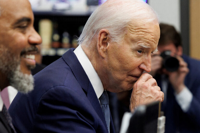 Joe Biden in isolation, feverishness among Democrats