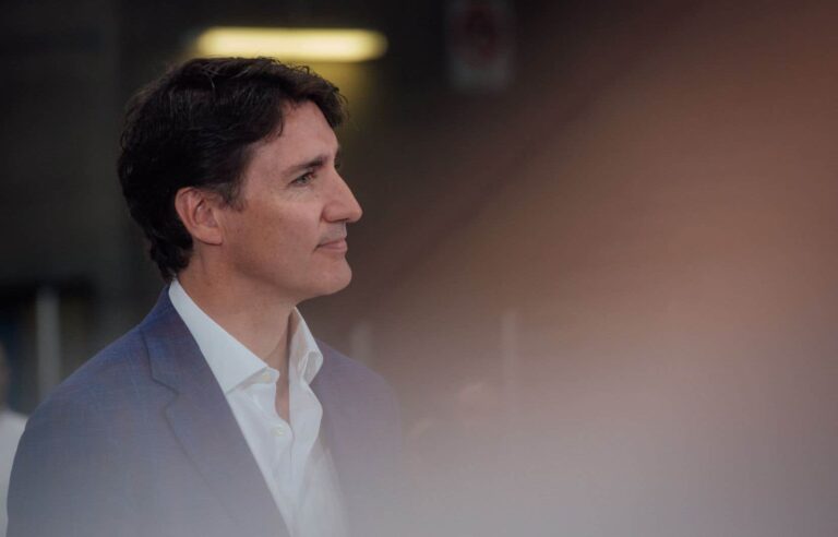 Justin Trudeau deplores the rise of the “populist right” in France