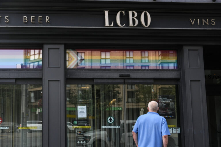 LCBO | Stores reopen after two-week strike