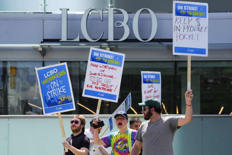 LCBO no longer plans to open stores during strike