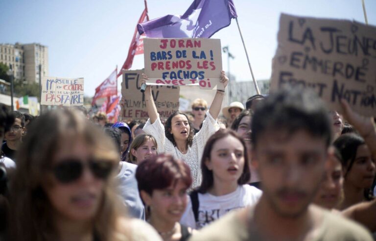 Legislative elections in France: Algerians in France hold their breath as the National Rally rises