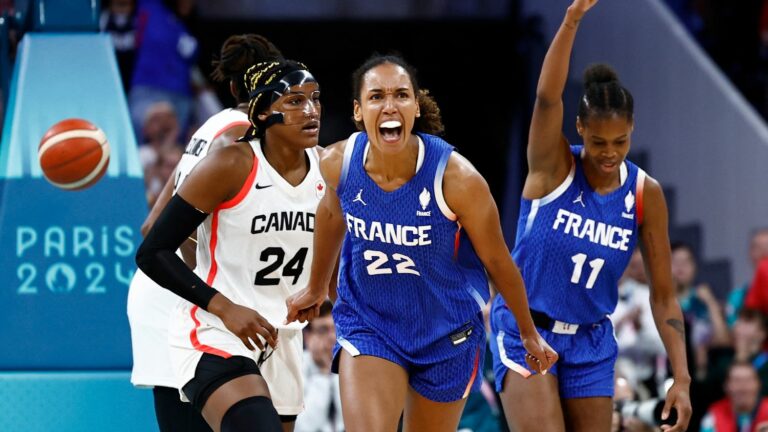 Les Bleues are rolling and heading towards victory for their entry into the competition… Follow their first group match in the Paris 2024 Olympics tournament