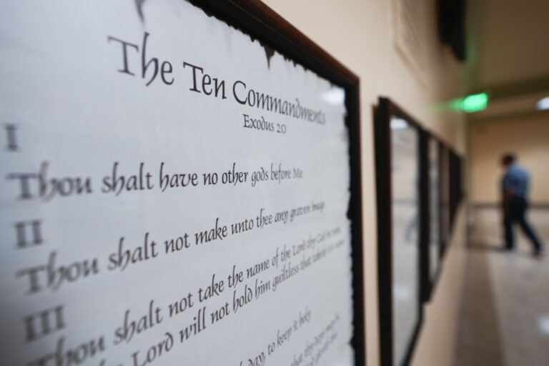 Louisiana delays posting of Ten Commandments in schools