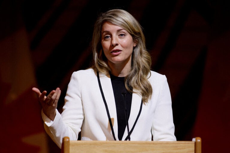 Minister Mélanie Joly met her new British counterpart