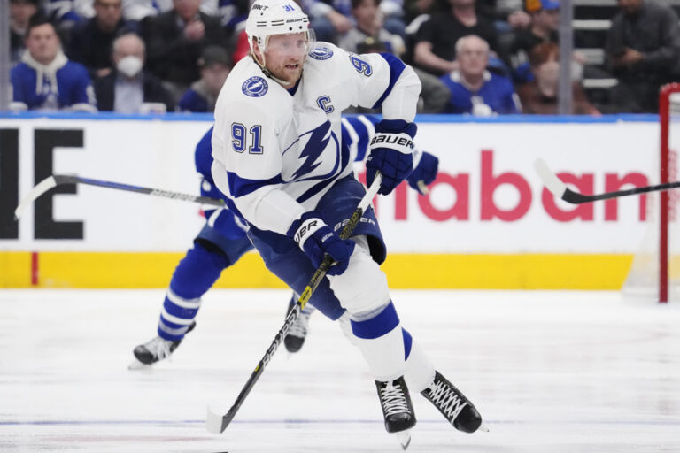 NHL | Stamkos, Marchessault and Skjei in Nashville