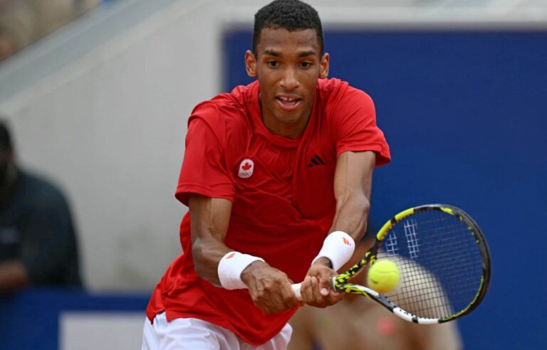 Paris Olympics: Félix Auger-Aliassime reaches quarter-finals by defeating Daniil Medvedev