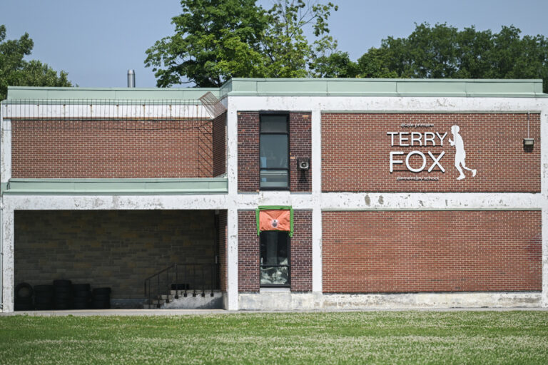 Pierrefonds-Roxboro | Wastewater from an elementary school has been flowing into a river for a long time