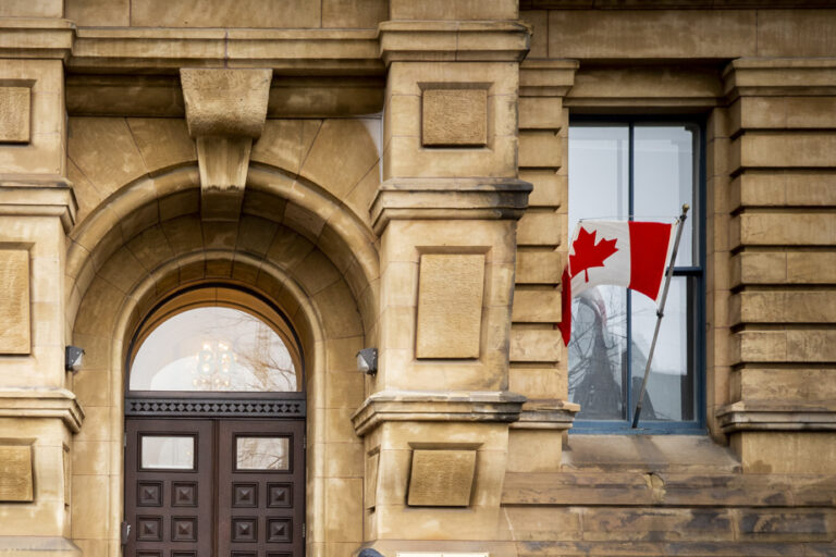 Privy Council Office | Black and racialized employees deplore discrimination within the agency