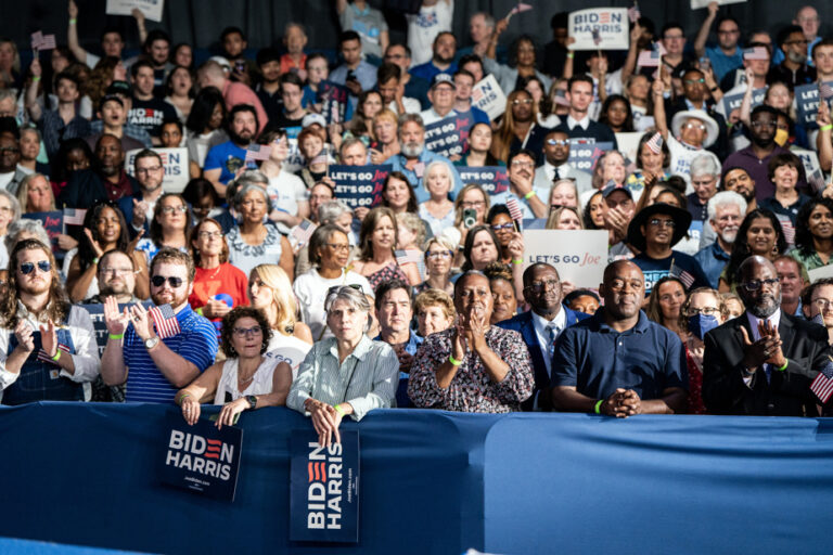 Quebec Democrats Consider Giving Biden a Thumbs Up