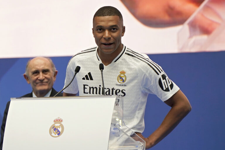 Real Madrid | “I will give my life for this club,” Mbappé tells fans