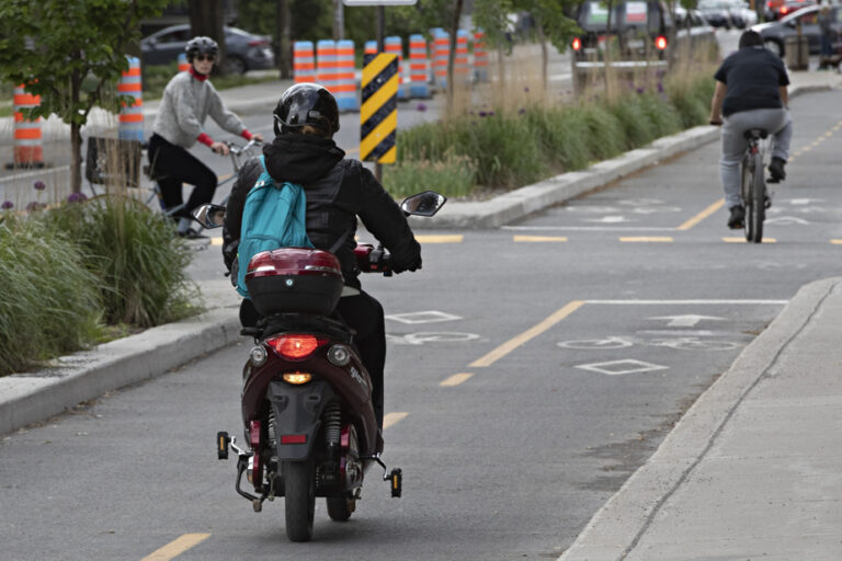 Road safety | Non-compliant motorcycles and scooters banned throughout Quebec