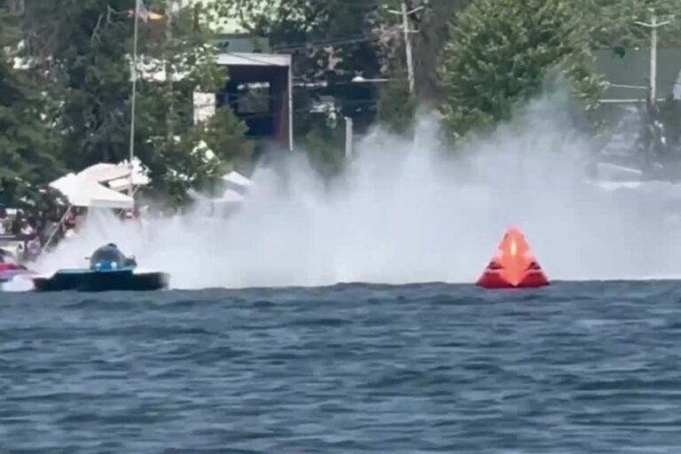 Salaberry-de-Valleyfield Regattas | Hydroplane pilot in “critical” condition after accident