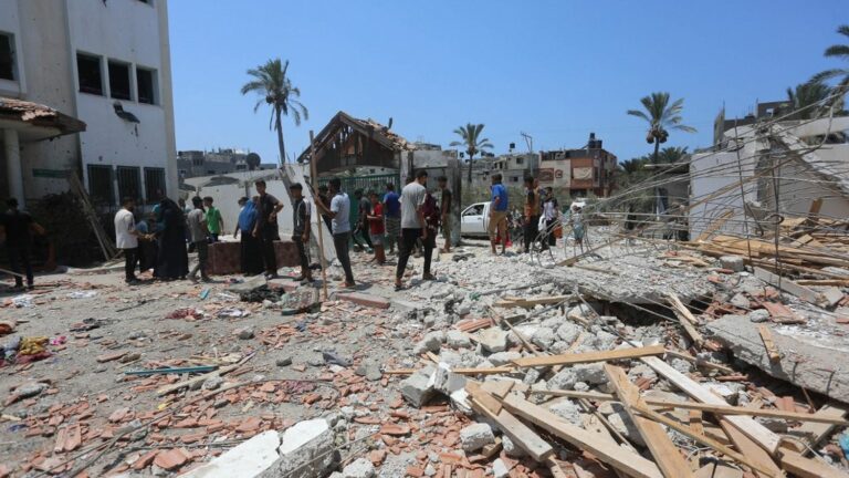 School hit by Israeli strike in Gaza