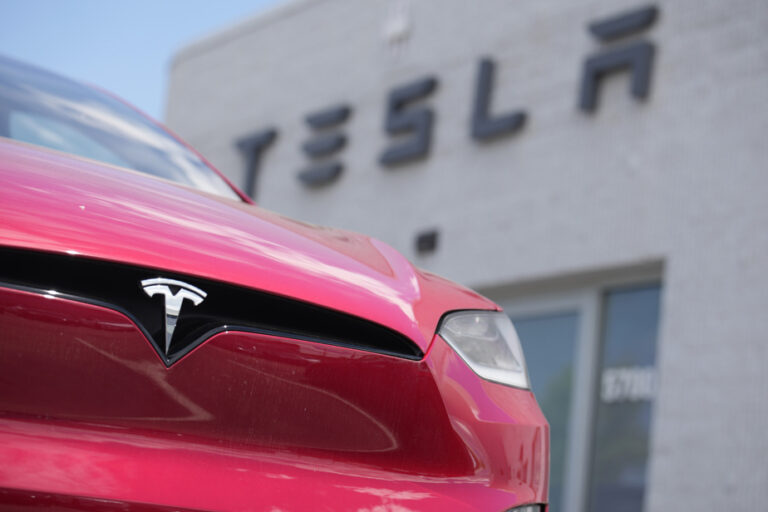 Second Quarter | Tesla Surprises with Sales in a Highly Competitive Market