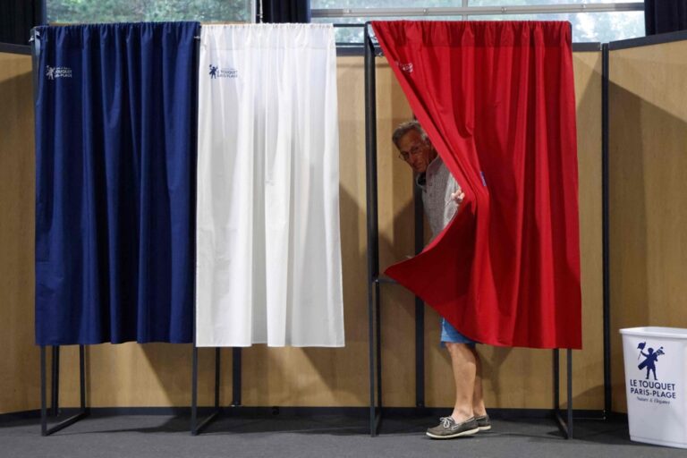 Second round of legislative elections | French people vote en masse for crucial elections