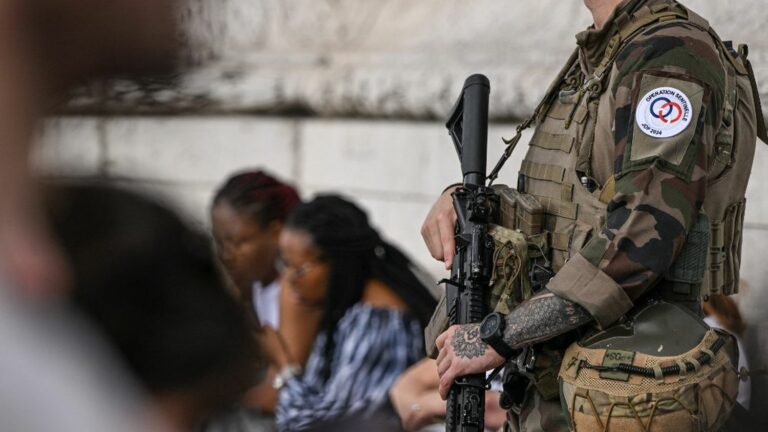 Soldier from Operation Sentinelle stabbed at Gare de l’Est in Paris, suspect arrested