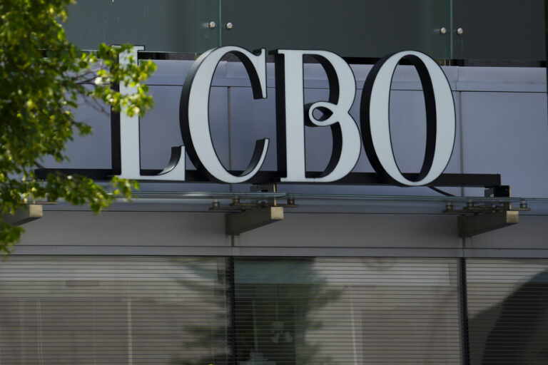 Strike ends | LCBO stores to reopen Tuesday