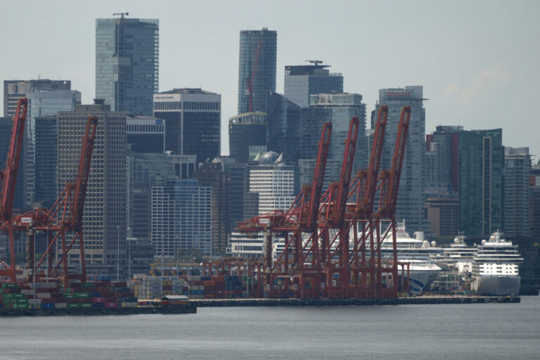 Strike looming at British Columbia ports