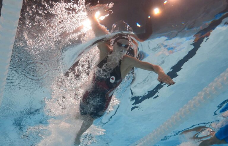 Summer McIntosh wins silver in 400m freestyle