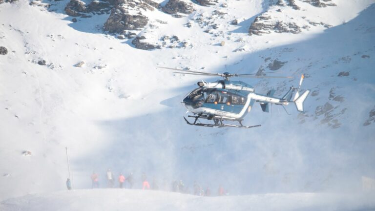 Swiss guide dies in Mont Blanc massif