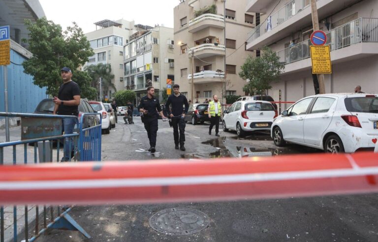 Tel Aviv explosion: one dead in possible airstrike