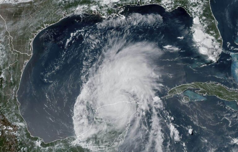 Texas braces for Beryl, expected to regain hurricane strength