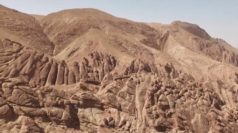 The Dades Gorges, a canyon of the Grand Atlas, attract tourists from all over the world