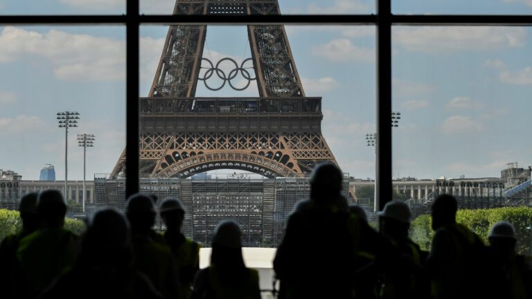 The Games will not be postponed due to the French political situation, assure the organizers and the IOC