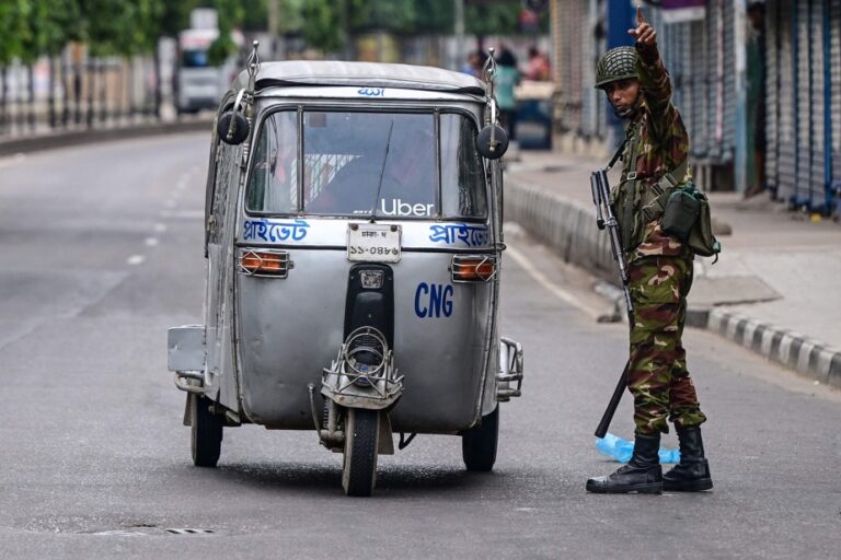 Violent clashes in Bangladesh | Police fire live ammunition, army deployed