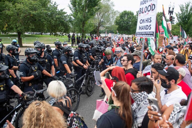 Washington | Thousands of anti-Netanyahu protesters gather near Congress, arrests