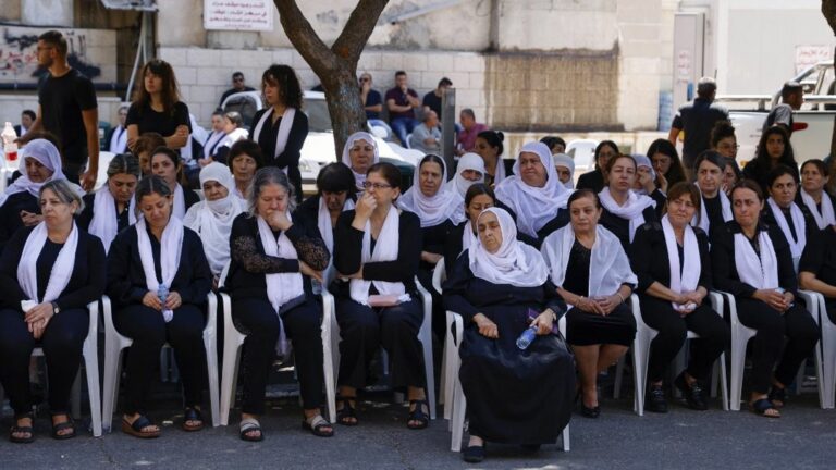 Who are the Druze, hit by a strike in this territory occupied by Israel?