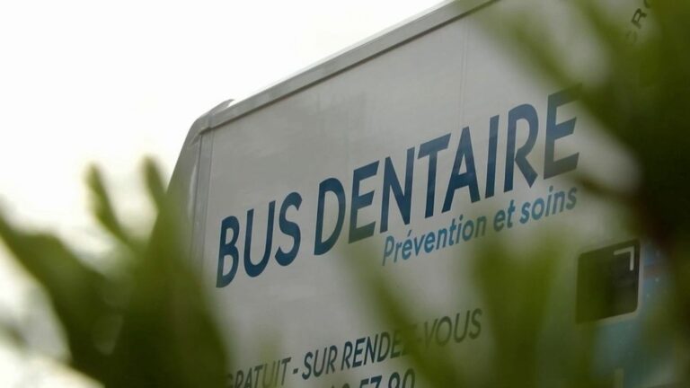 in Gers, a bus to provide dental care